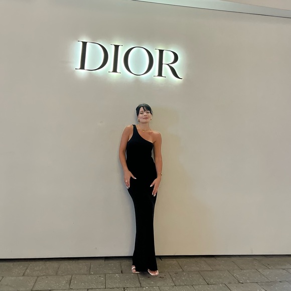 Knit Maxi Dress - Black - Picture 4 of 7